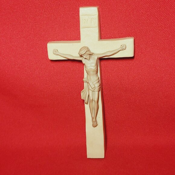 Crucifix Jesus on the Cross Wall Hanging Decor - Picture 1 of 12